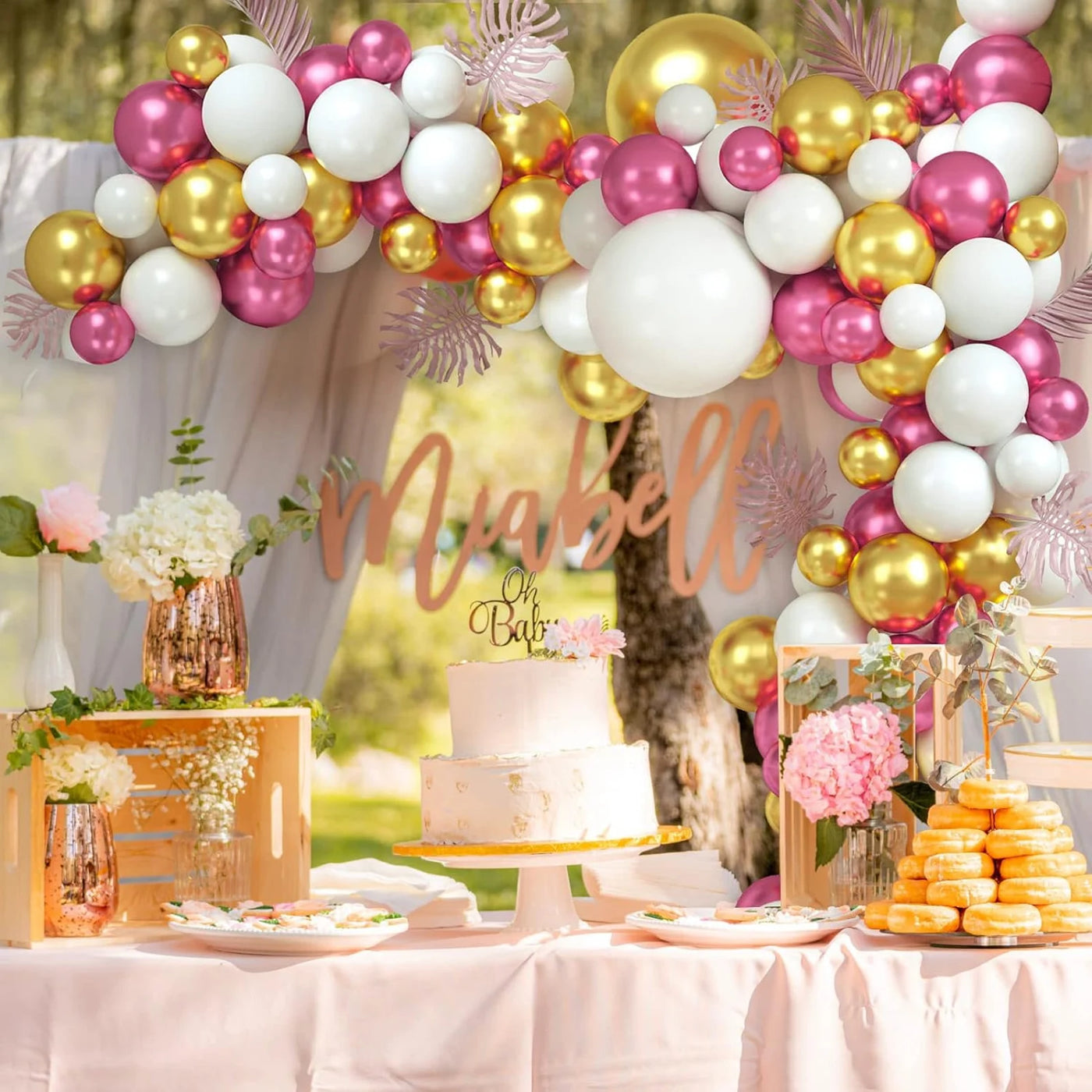 Looking to elevate your next event with stunning and durable decorations? Our double layered White and Metallic Gold and Red Latex Balloon Garland Arch Kit is perfect for a variety of occasions, including weddings, Christmas, Valentine's, Graduations, and birthdays. 