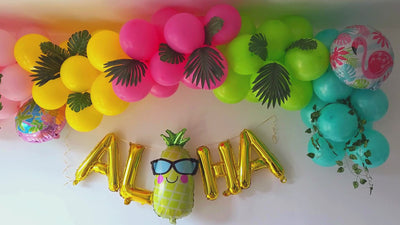 Tropical Summer Balloon Garland With Tropical Leaves