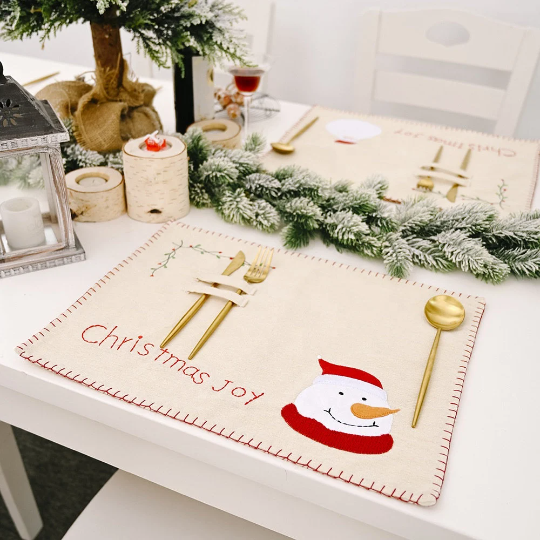 Christmas Linen Embroidered Placemat - Partyshakes Snowman Tableware