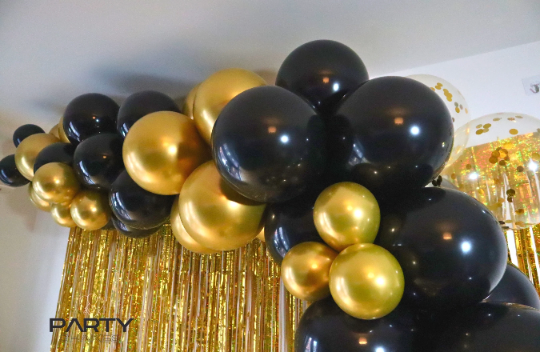 This complete Black and Gold Confetti Party Balloon Arch comes with all the tools needed to make you look like a pro. Perfect for an easter graduation party, wedding, birthday, baby shower, festival, anniversary, activities, and other special celebration ceremonies, giving all occasions a festive atmosphere. Y